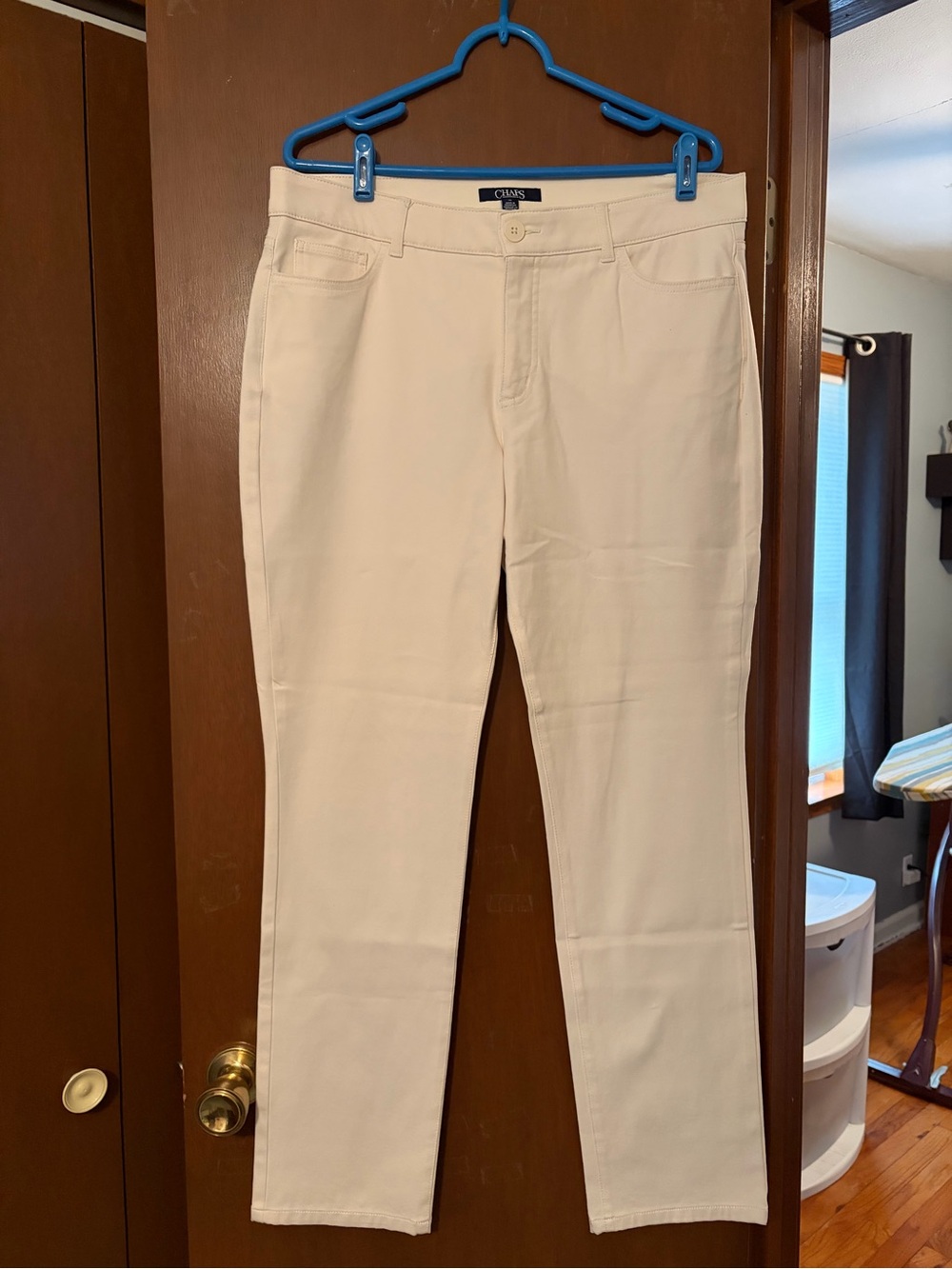 Chaps Women's Cream Straight-Leg Pants